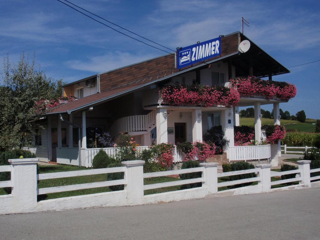 Hotel House Zupan Rakovica Esterno foto