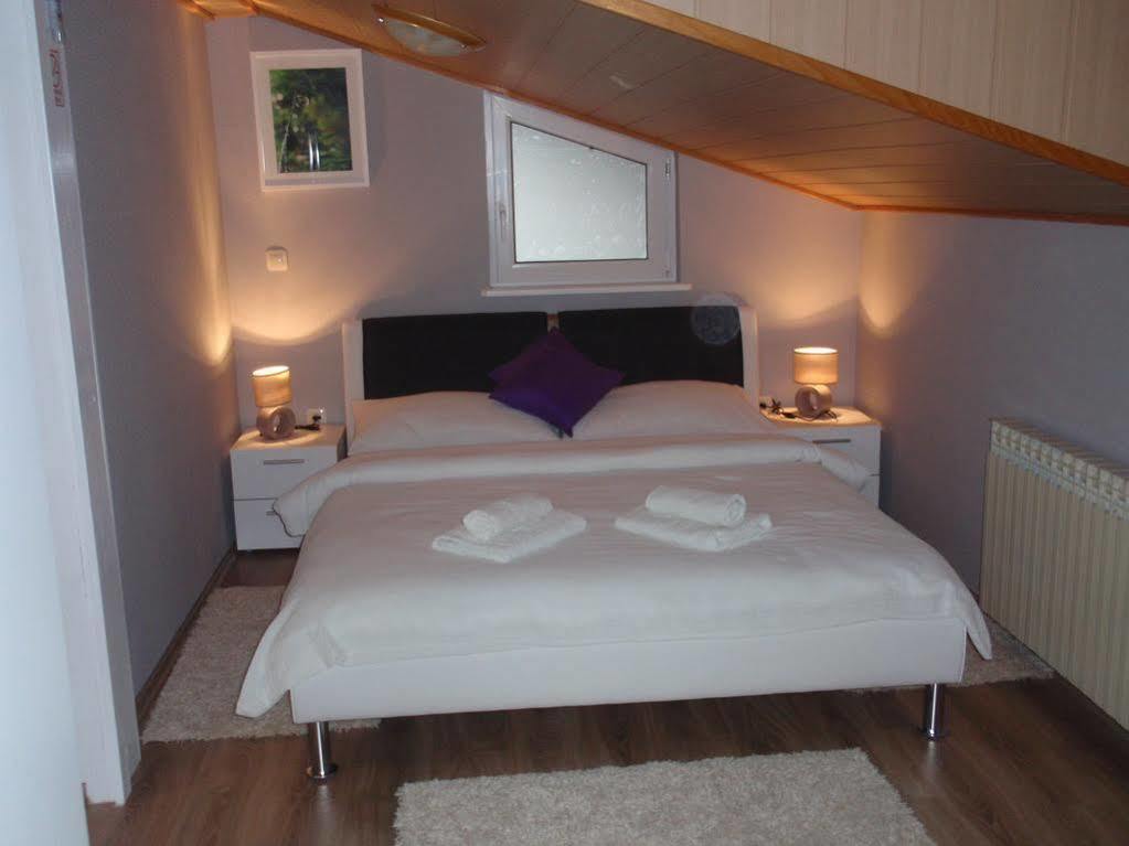 Hotel House Zupan Rakovica Esterno foto