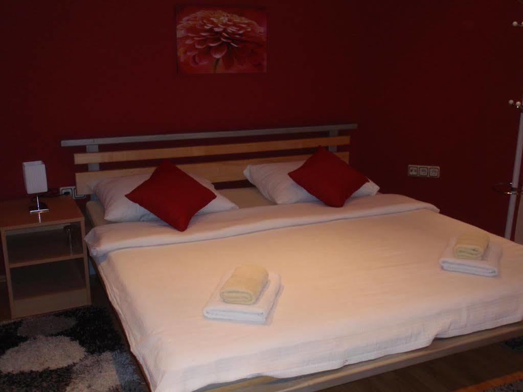 Hotel House Zupan Rakovica Esterno foto